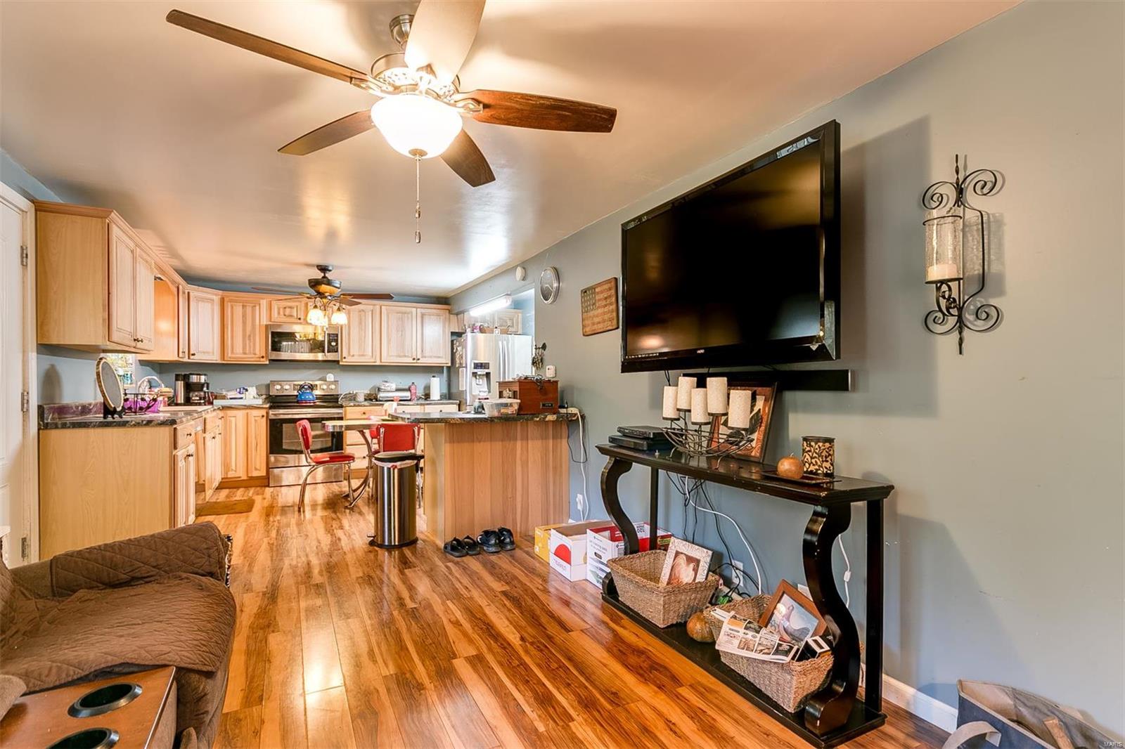9048 D Road Columbia, IL 62236 - Photo 8 of 27