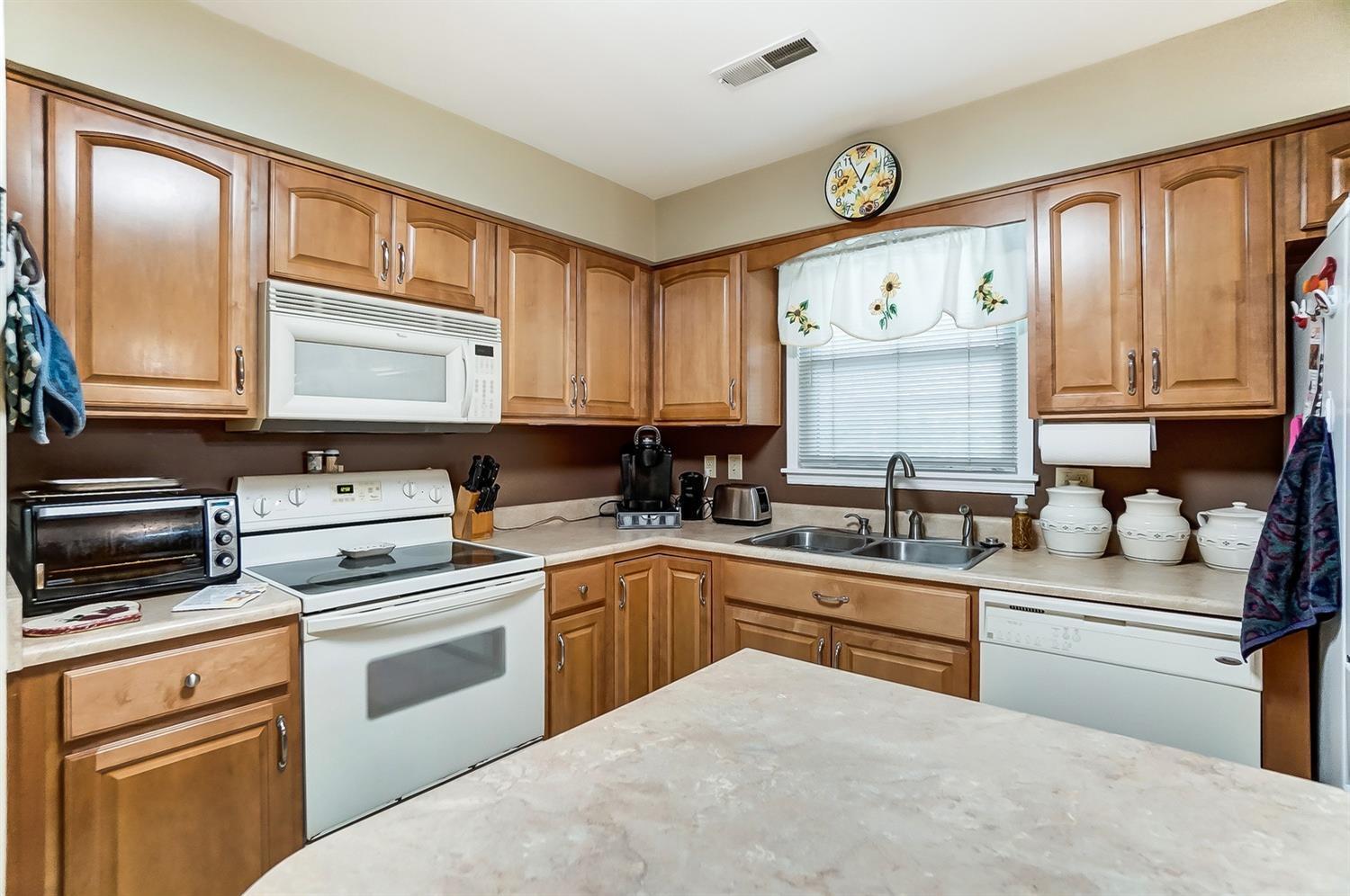 1875 Timberman Road Hamilton, OH 45013 - Photo 10 of 50