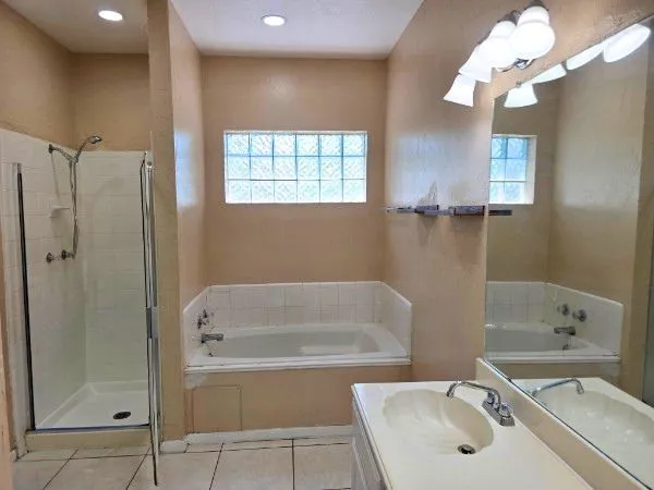 $2,099 | 13607 Sable Lane, Houston, TX 77014
