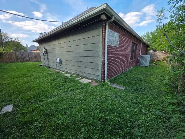 $2,099 | 13607 Sable Lane, Houston, TX 77014