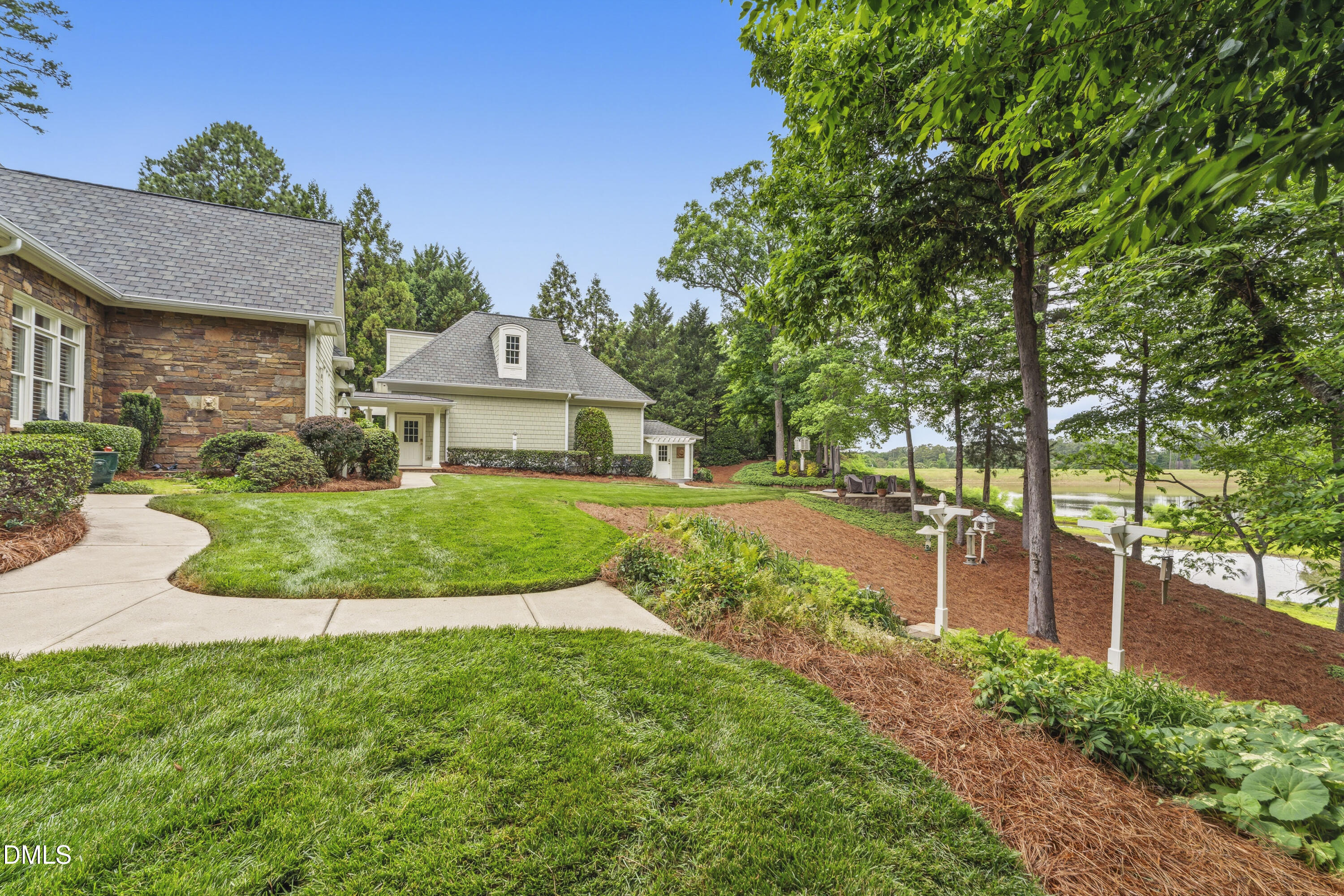 303 Pond Bluff Way Cary, NC 27513 - Photo 73 of 106 photos_high_resolution_DSC07467