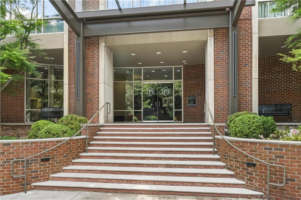 2626 Peachtree Road Northwest, Unit 606 Atlanta, GA 30305 - Photo 20 of 27 a view of a house with a window
