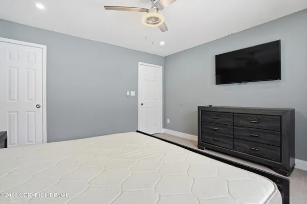 $426,550 | 959 Cricket Lane, Long Pond, PA 18334