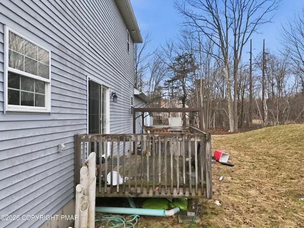 $426,550 | 959 Cricket Lane, Long Pond, PA 18334