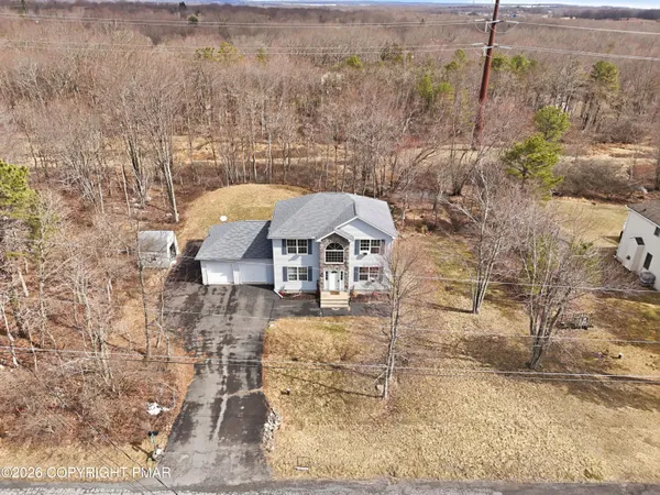 $426,550 | 959 Cricket Lane, Long Pond, PA 18334