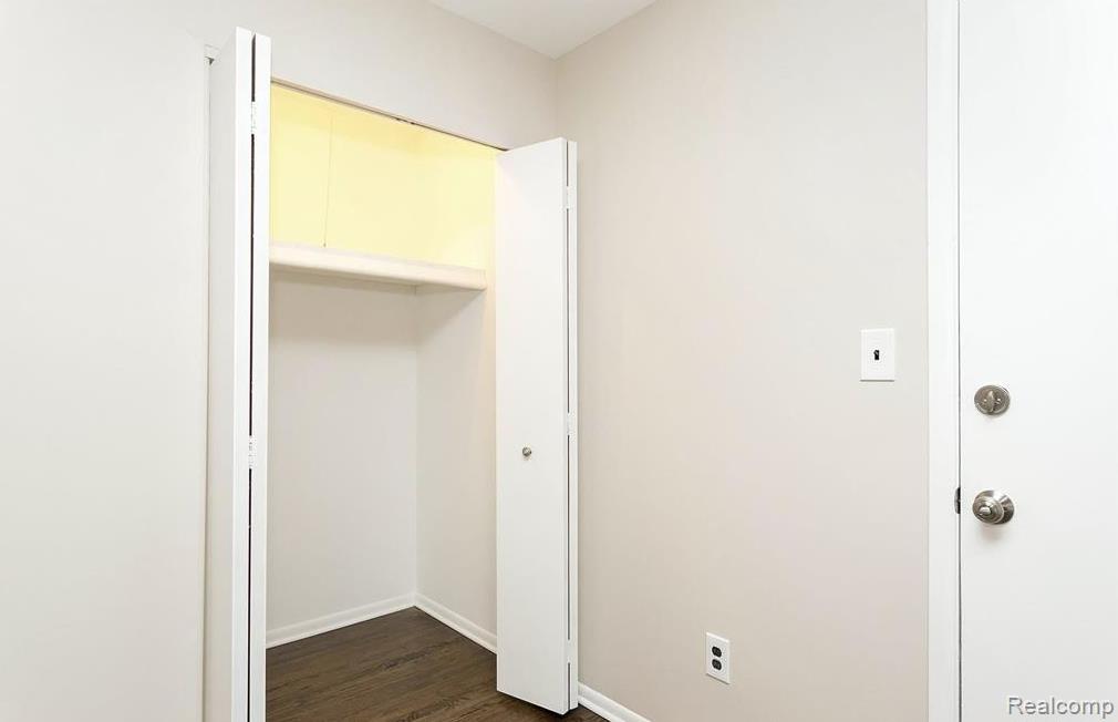 3314 Greenfield Road, Unit 3 Royal Oak, MI 48073 - Photo 4 of 11