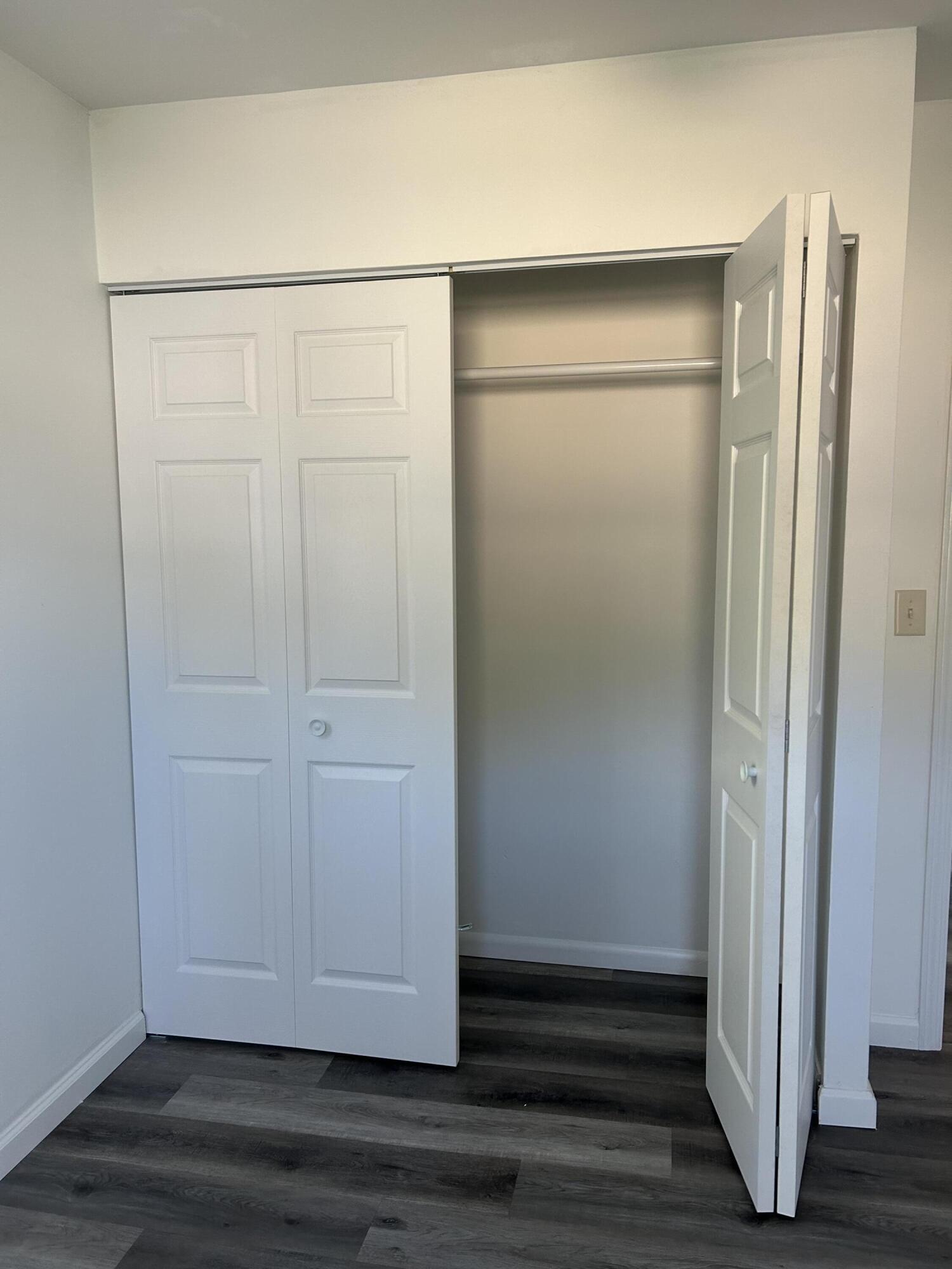 511 South Wayne Street Gary, IN 46403 - Photo 9 of 15 1500x2000