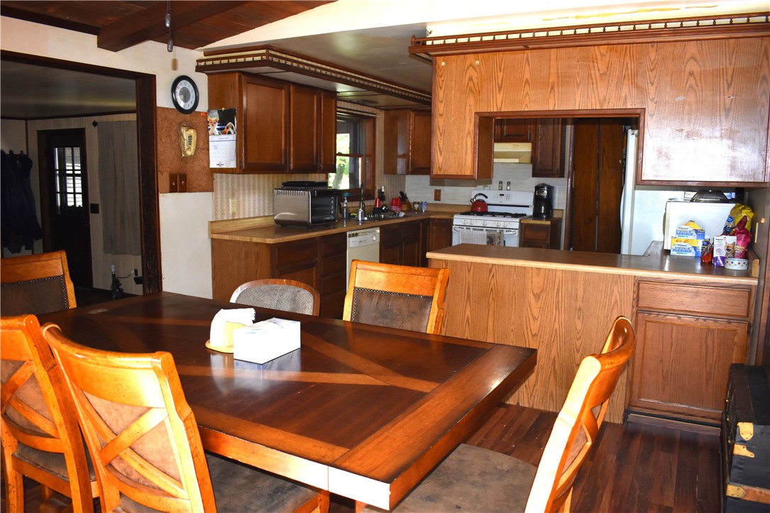 549 Klem Road Webster, NY 14580 - Photo 7 of 50