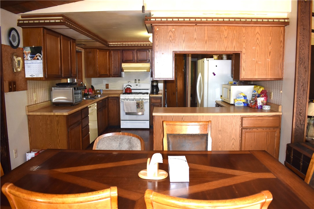 549 Klem Road Webster, NY 14580 - Photo 8 of 50