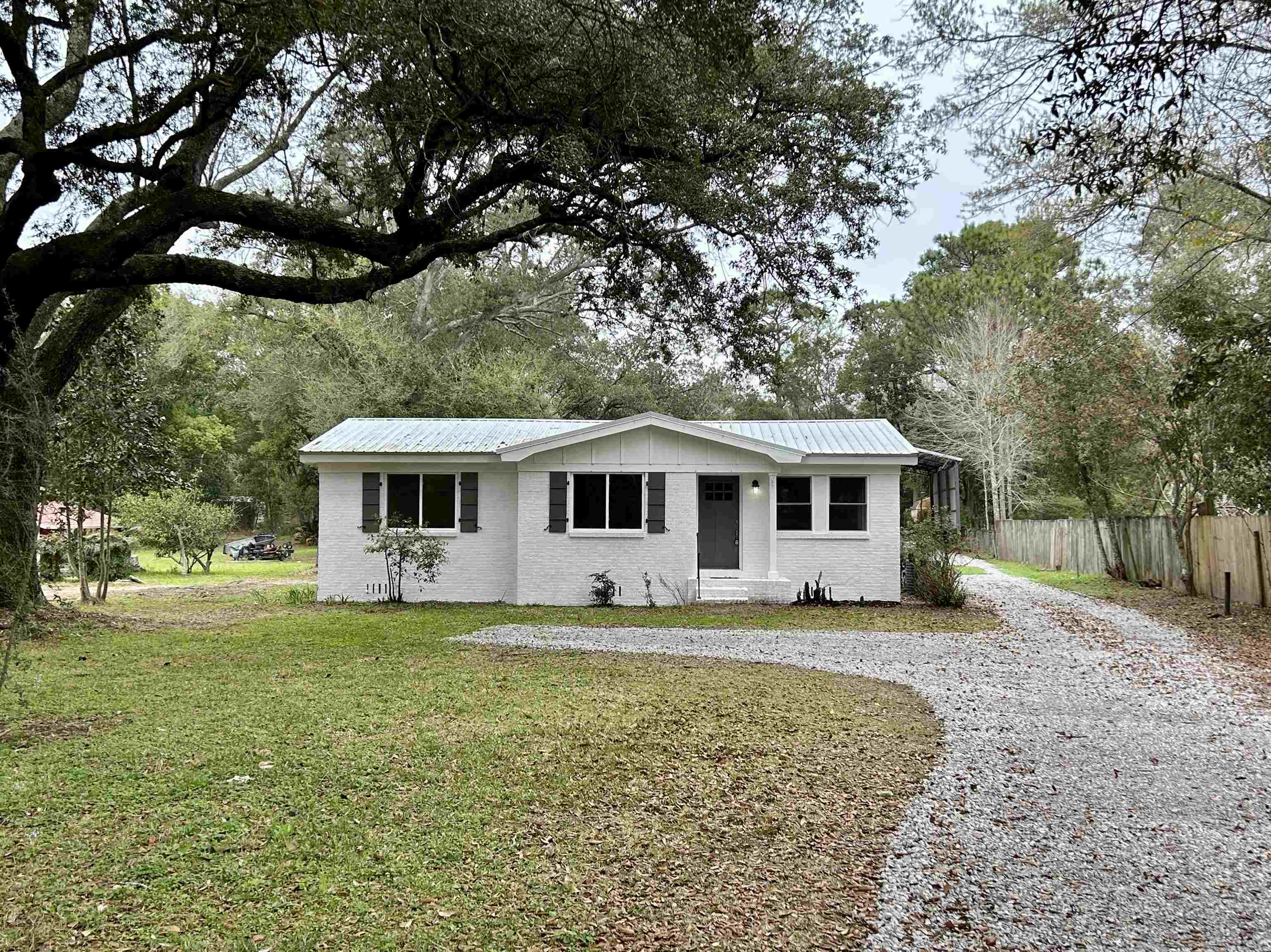 30485 Baldwin Street Elberta, AL 36530 - Photo 2 of 25
