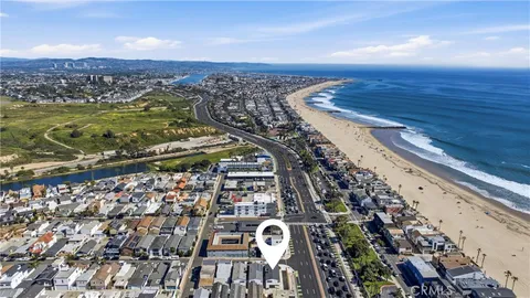 $2,799,000 | 203 Cedar Street, Unit A & B, Newport Beach, CA 92663
