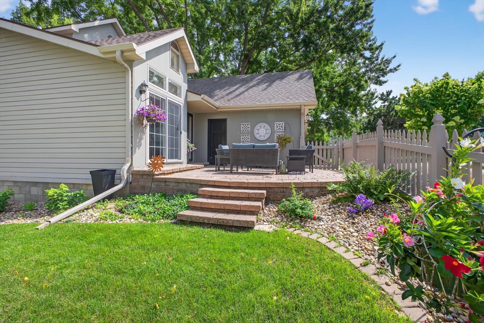 2513 Aspen Lane Southwest Rochester, MN 55902 - Photo 3 of 52