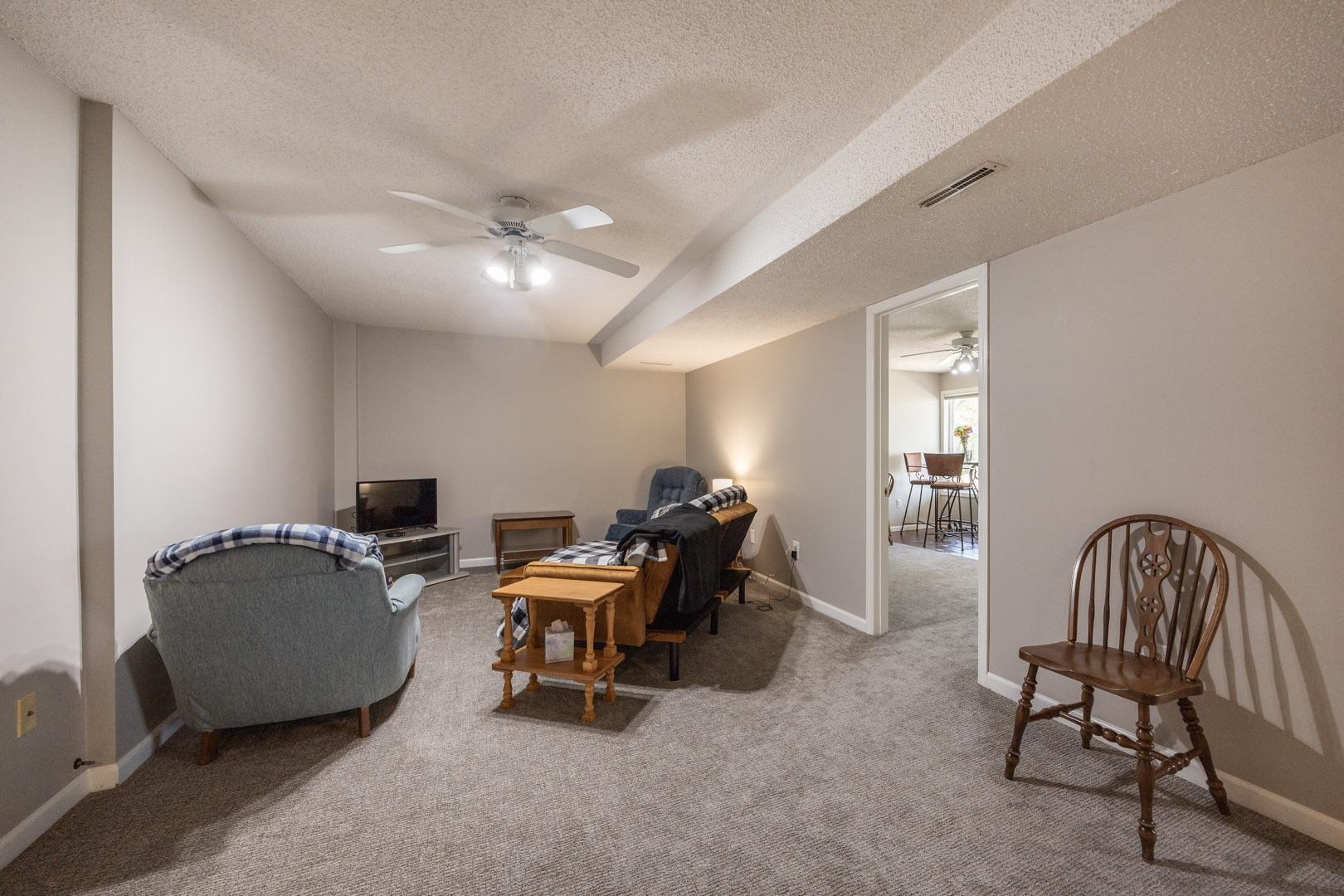 2513 Aspen Lane Southwest Rochester, MN 55902 - Photo 37 of 52