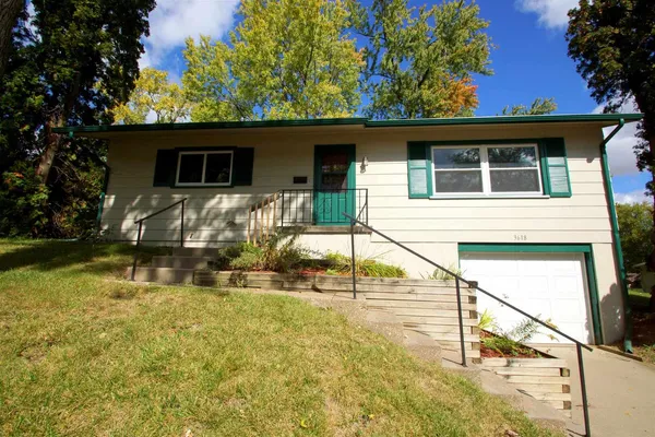 $222,500 | 3618 Magnolia Court, Bettendorf, IA 52722