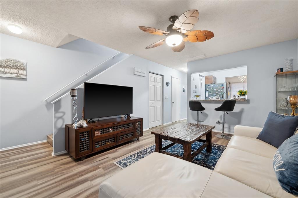 1449 Highland Ridge Circle Brandon, FL 33510 - Photo 9 of 27 Gallery Image 9
