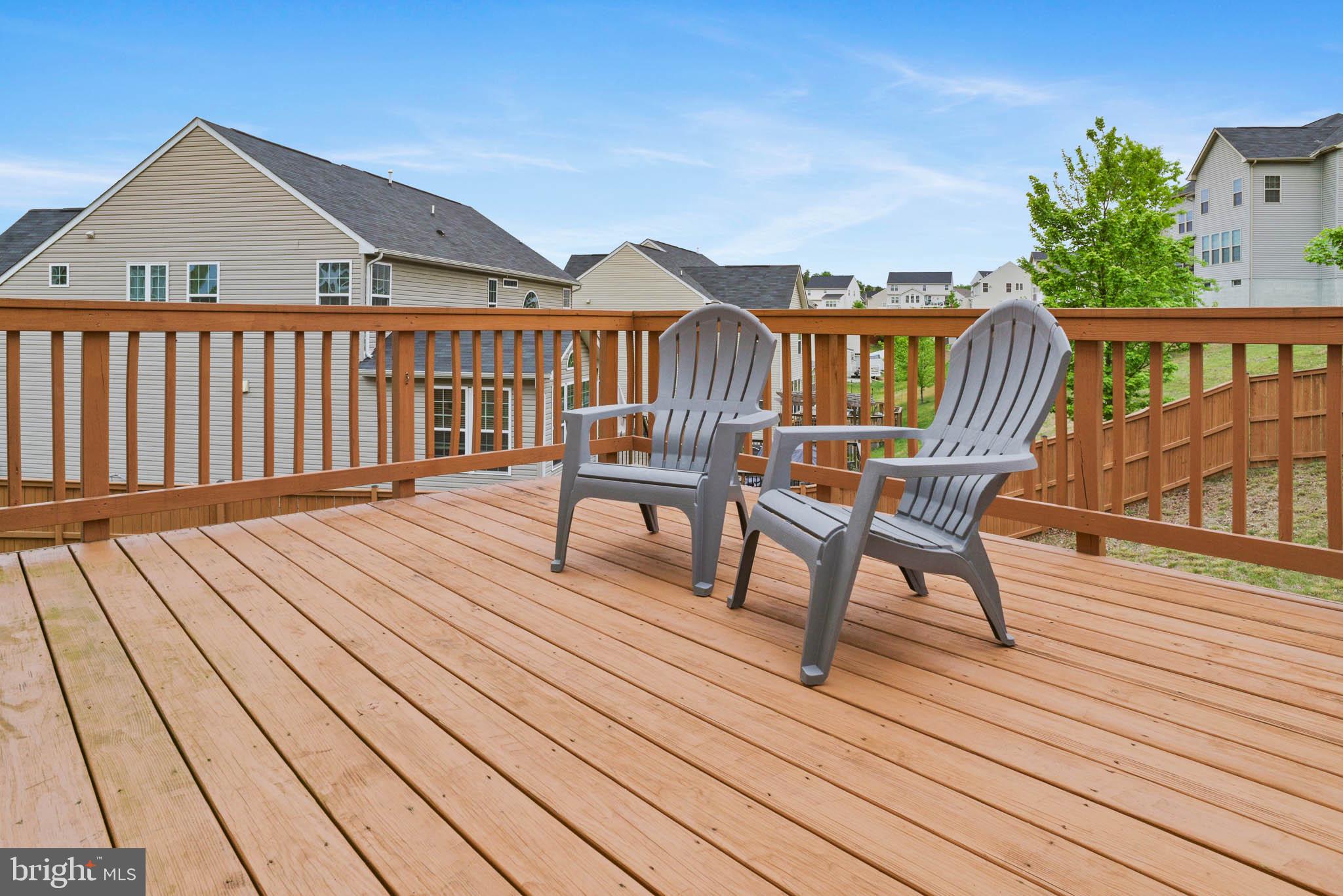 3214 Fledgling Circle Woodbridge, VA 22193 - Photo 19 of 29 Inviting deck for serene moments.