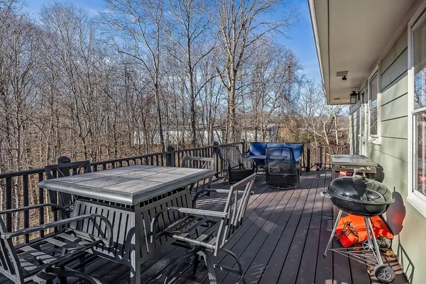 a view of a backyard of the house