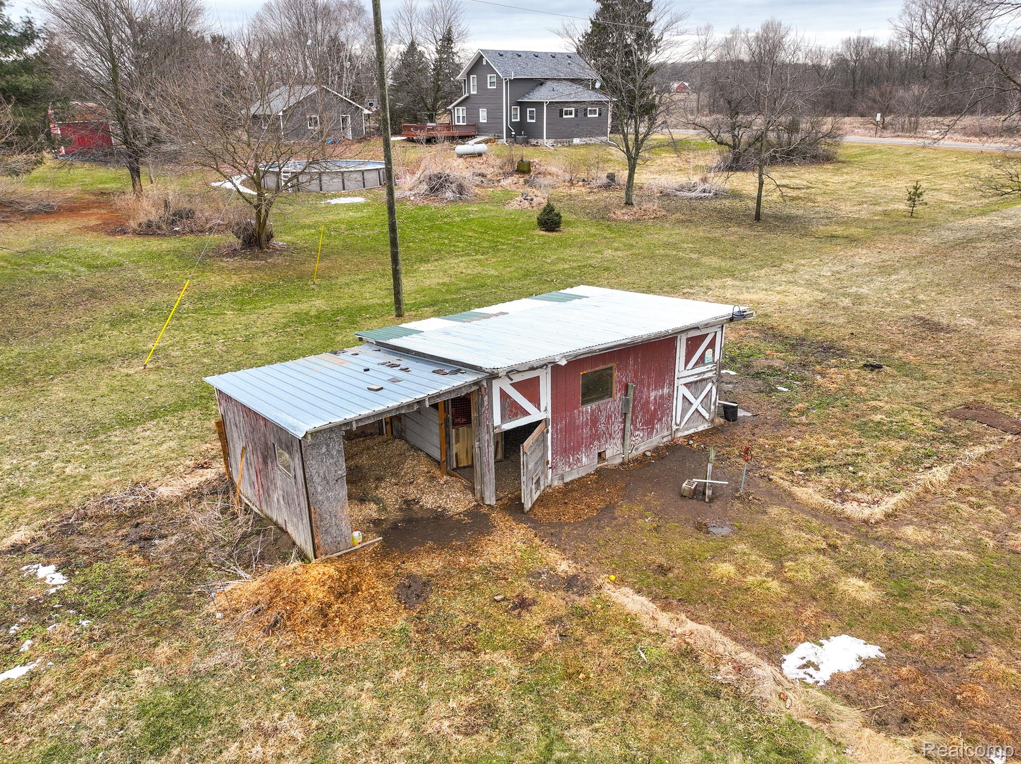 10601 Mason Road Fowlerville, MI 48836 - Photo 6 of 26
