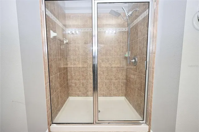 $2,760 | 12562 Streamdale Drive, Tampa, FL 33626