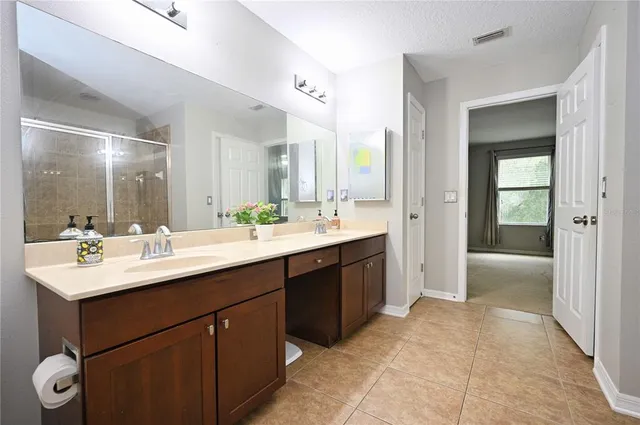 $2,760 | 12562 Streamdale Drive, Tampa, FL 33626