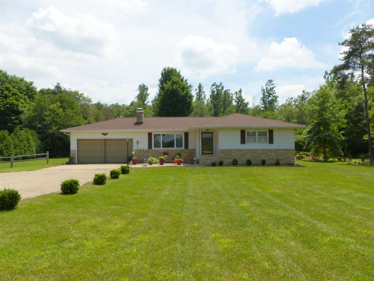 27522 Inwood Road North Liberty, IN 46554 - Photo 32 of 32 Gallery Image 32