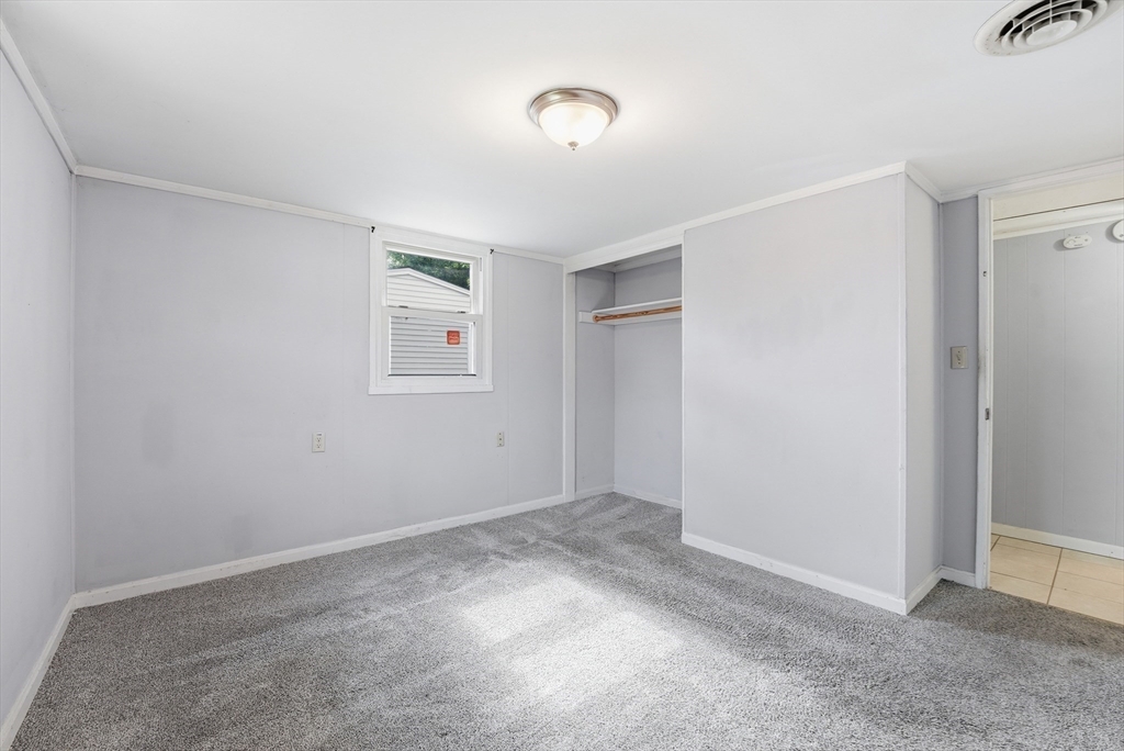 165 Hampden Street Springfield, MA 01151 - Photo 15 of 41