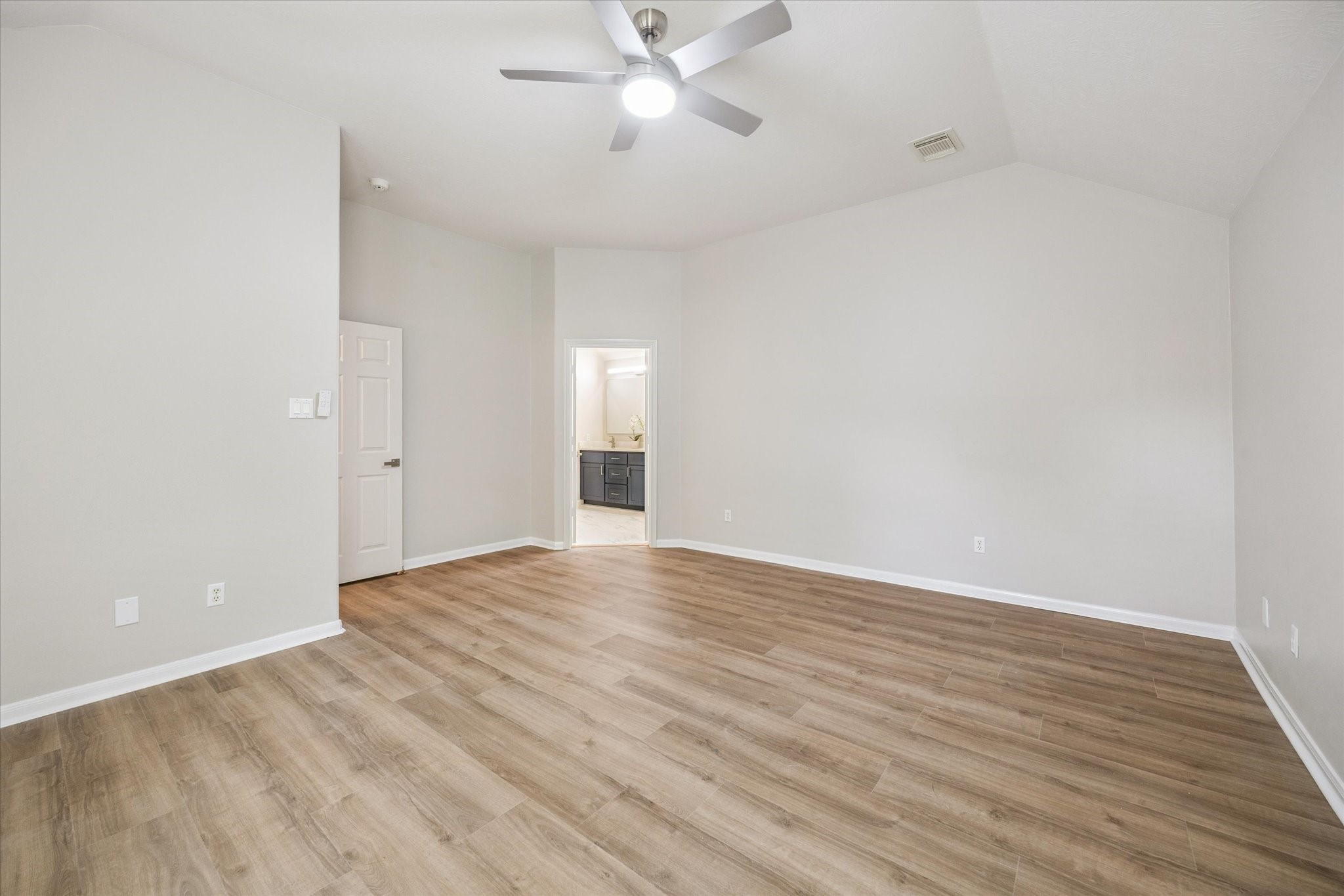 18747 Candle Park Drive Spring, TX 77388 - Photo 19 of 35 Primary Bedroom