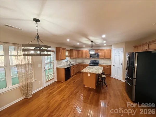 $2,795 | 5219 Sunriver Road, Gastonia, NC 28054