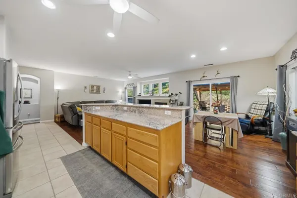 $929,998 | 3146 Willow Tree Lane, Escondido, CA 92027