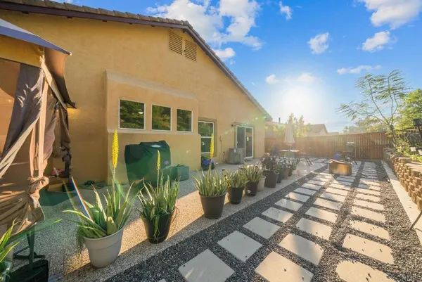 $929,998 | 3146 Willow Tree Lane, Escondido, CA 92027