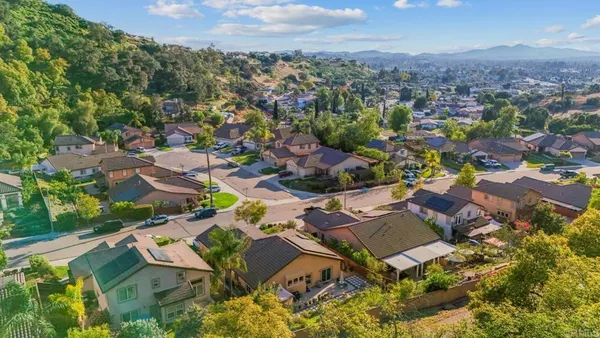 $929,998 | 3146 Willow Tree Lane, Escondido, CA 92027