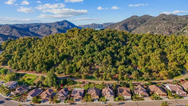$929,998 | 3146 Willow Tree Lane, Escondido, CA 92027