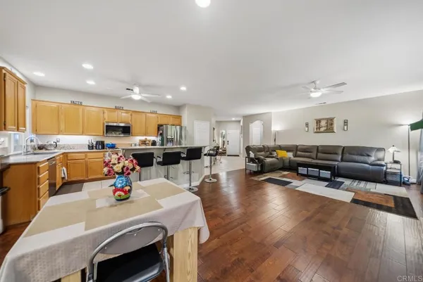 $929,998 | 3146 Willow Tree Lane, Escondido, CA 92027