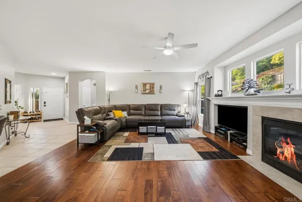 $929,998 | 3146 Willow Tree Lane, Escondido, CA 92027