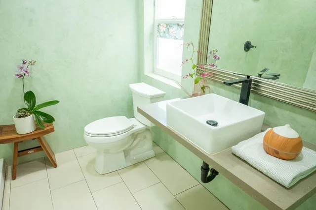 $1,510,000 | 372 North Market Street, Wailuku, HI 96793