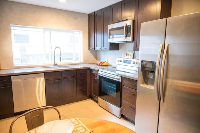 $1,510,000 | 372 North Market Street, Wailuku, HI 96793