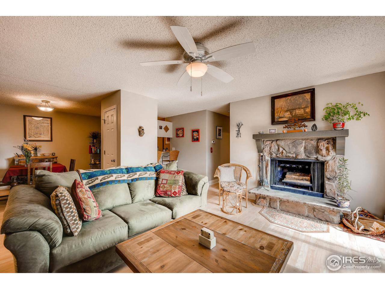 6505 Kalua Road, Unit 301 Boulder, CO 80301 - Photo 1 of 16 Living Room