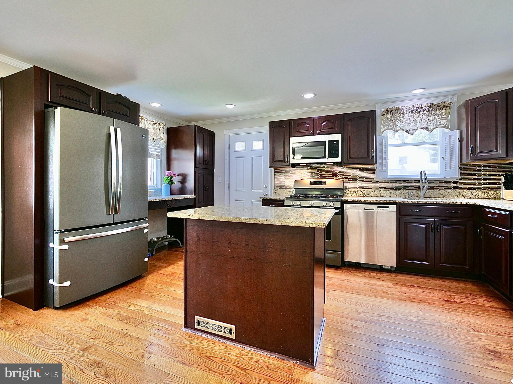 434 East Rodgers Street Ridley Park, PA 19078 - Photo 9 of 33 Gallery Image 9