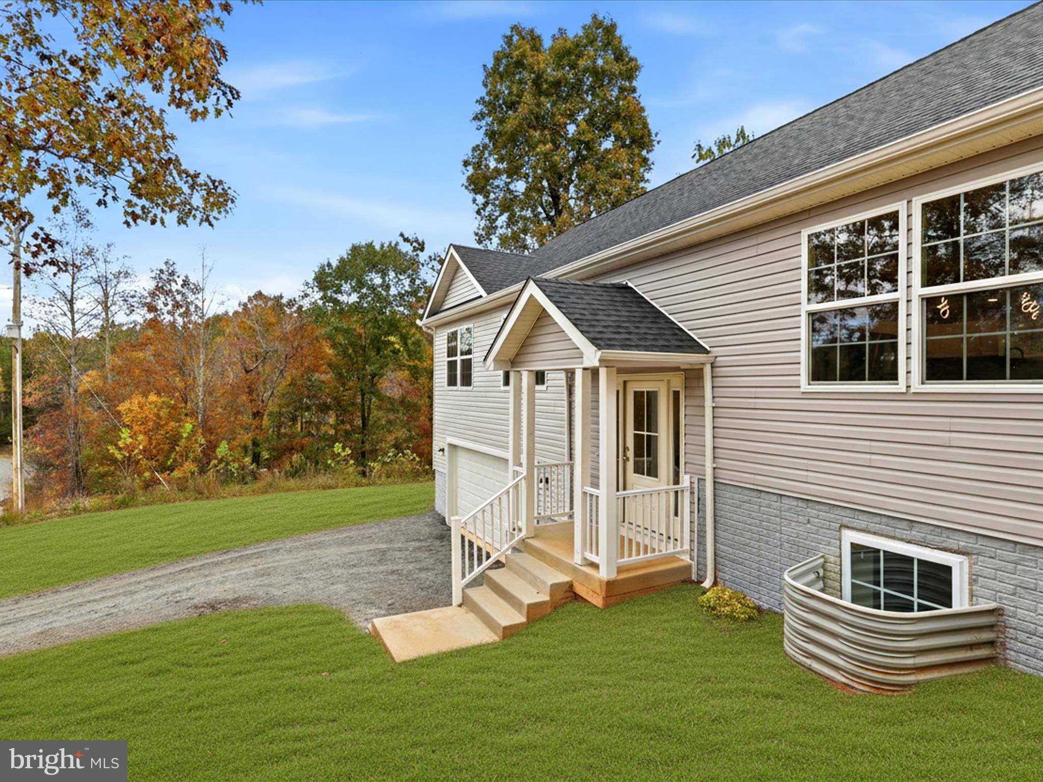3281 Russel Run Road Locust Grove, VA 22508 - Photo 5 of 78 Gallery Image 5
