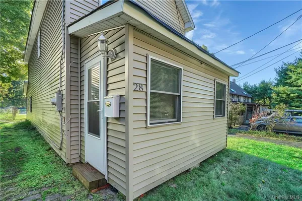 $2,200 | 28 Spring Street, Southfields, NY 10975