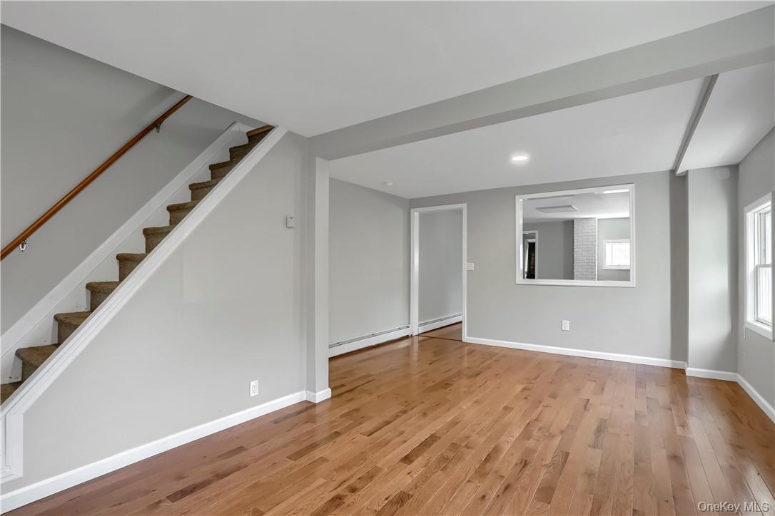 28 Spring Street Southfields, NY 10975 - Photo 4 of 17 Dining /Family