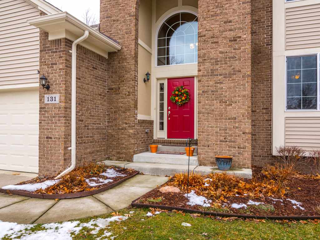 131 Spruce Lane Rochester, MI 48307 - Photo 5 of 47