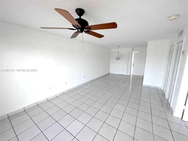 $2,300 | 1615 Meridian Avenue, Unit 503, Miami Beach, FL 33139