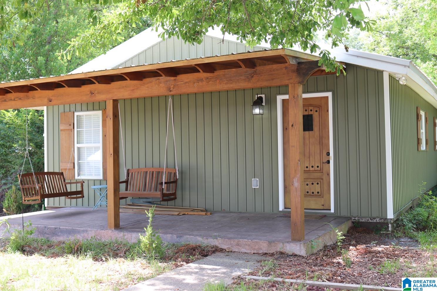 405 South 1st Street Clanton, AL 35045 - Photo 2 of 14