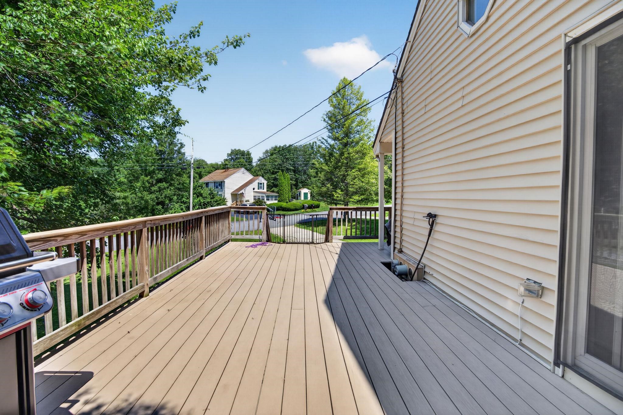 5 Richardson Drive, Unit R Derry, NH 03038 - Photo 7 of 29