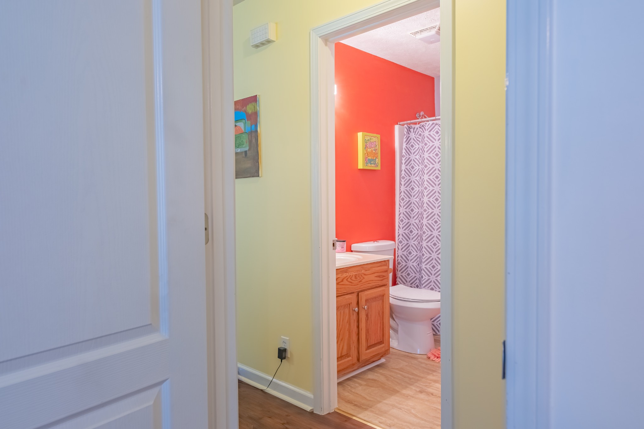 353 Oak Hollow Road Manchester, TN 37355 - Photo 29 of 32 a bathroom with a sink and a toilet
