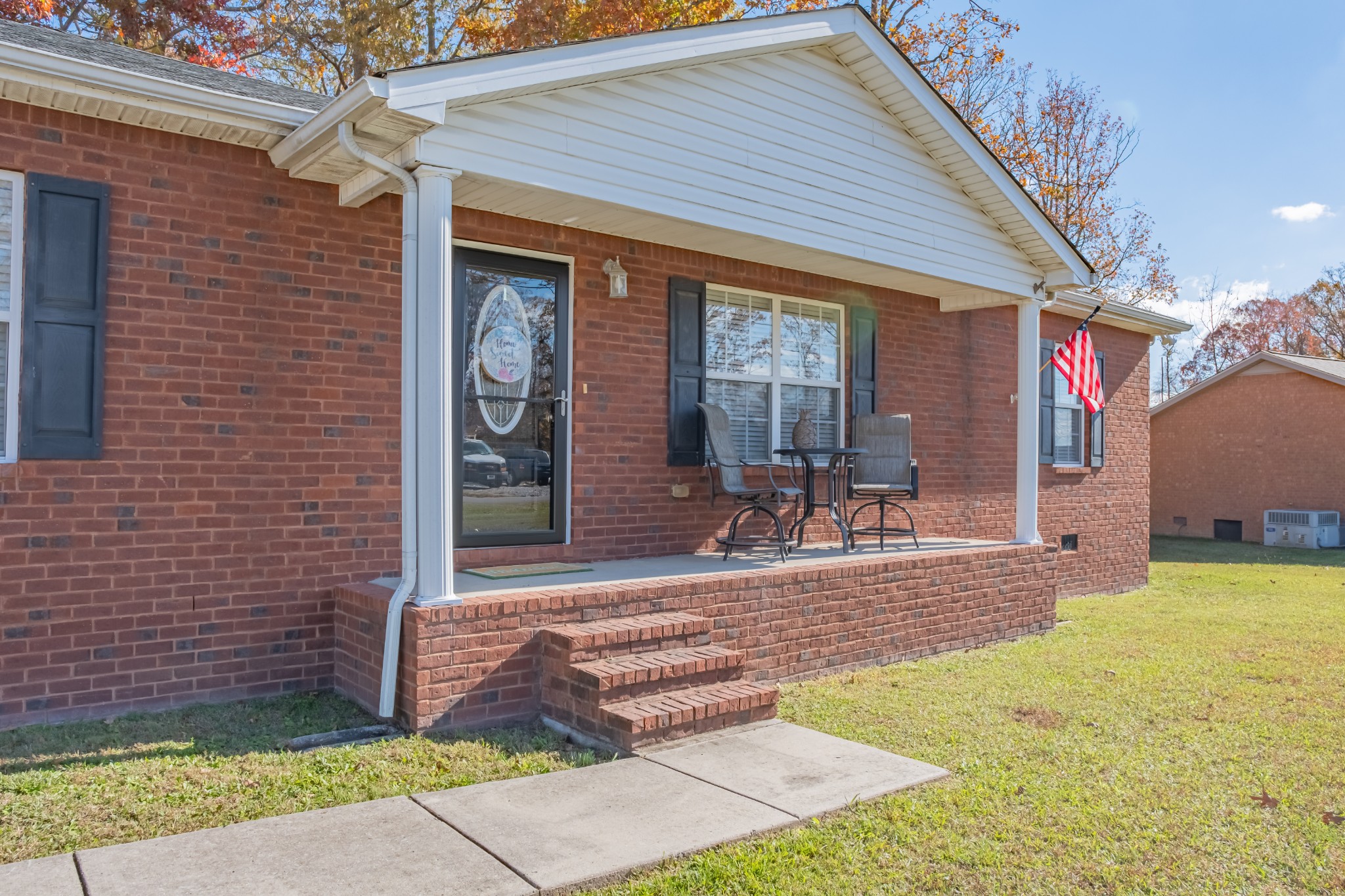 353 Oak Hollow Road Manchester, TN 37355 - Photo 9 of 32 a view of a house with patio