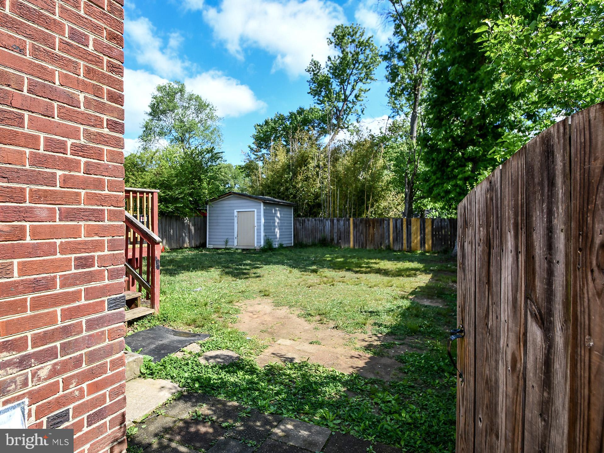 5016 Laguna Road College Park, MD 20740 - Photo 4 of 64