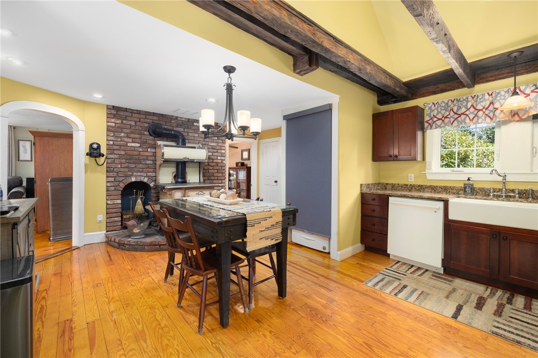 449 Sconticut Neck Road Fairhaven, MA 02719 - Photo 19 of 36 Gallery Image 19