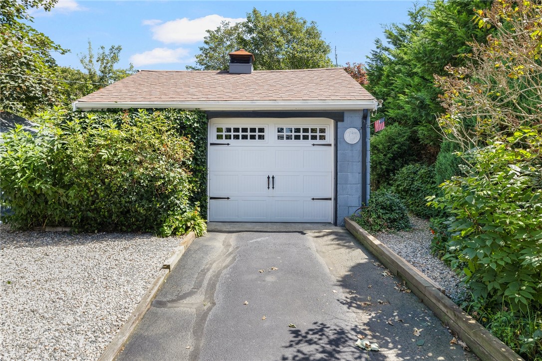449 Sconticut Neck Road Fairhaven, MA 02719 - Photo 4 of 36 Gallery Image 4